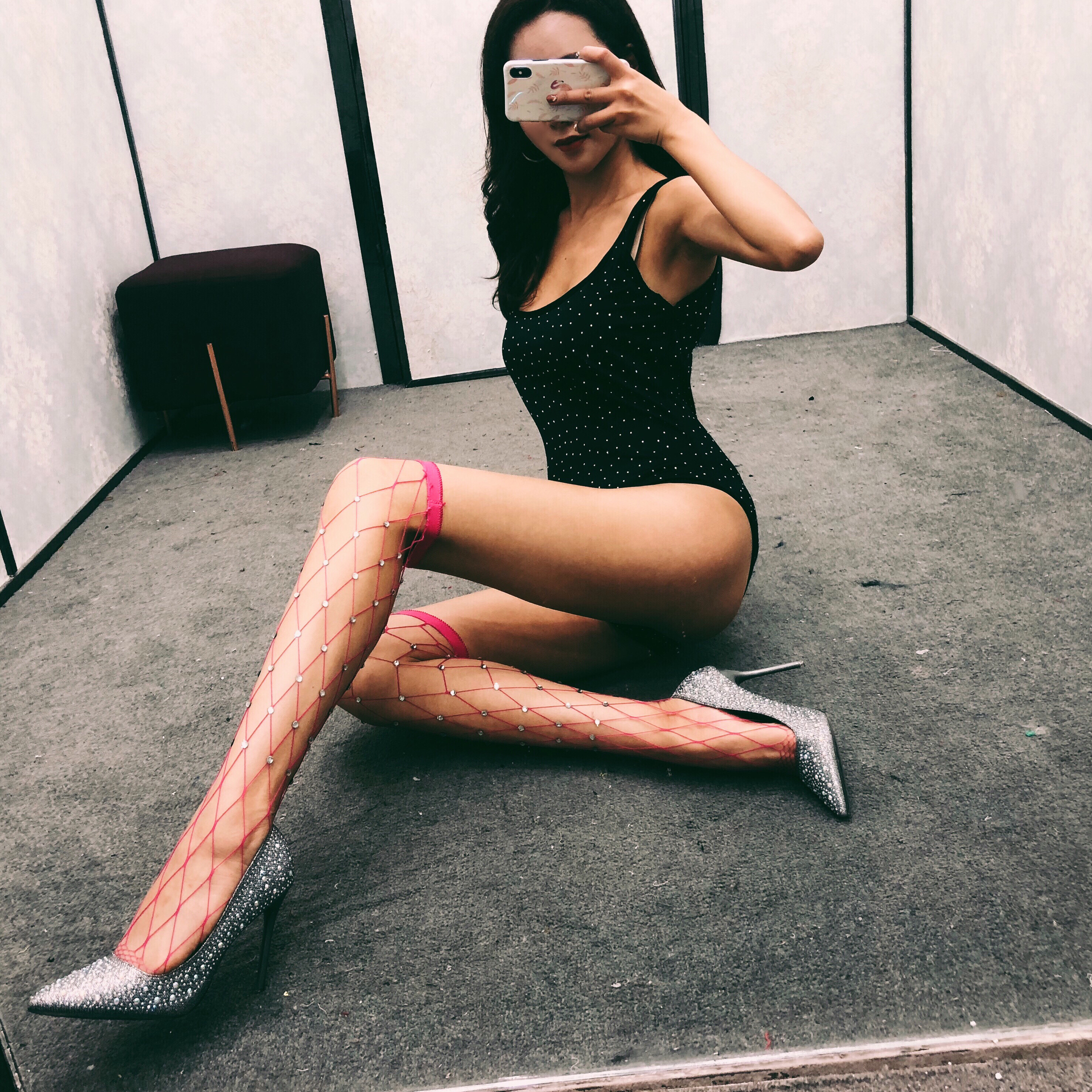 Sexy Women's Lace Fishnet Stockings Mesh Fishnet Stockings Hosiery High Knee Socks Solid, Black
Sexy Women's Lace Fishnet Stockings Mesh Fishnet Stockings Hosiery High Knee Socks Solid, Black