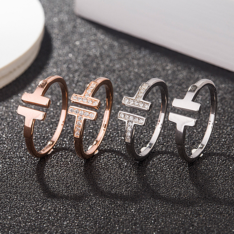 Fashion love jewelry S925 sterling silver rings for women open diamond rings rose gold letter T style Wedding ring
Fashion love jewelry S925 sterling silver rings for women open diamond rings rose gold letter T style Wedding ring
