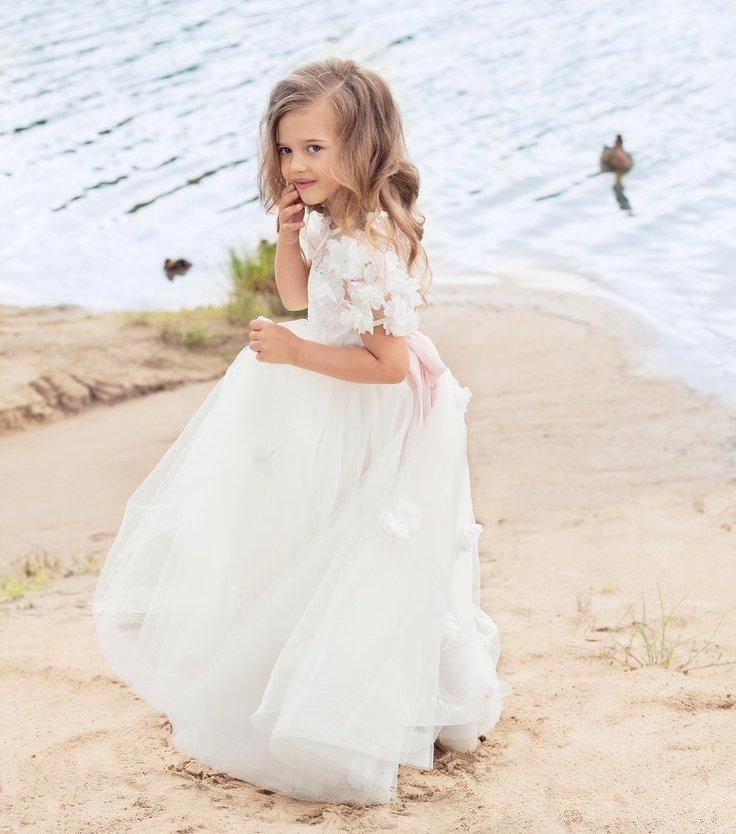 Lovely Lace 3D Floral Flower Girls Dresses 2020 Cap Sleeve Beach Bohemian Appliqued Toddler Pageant Gowns Tulle Kids Communion Dress