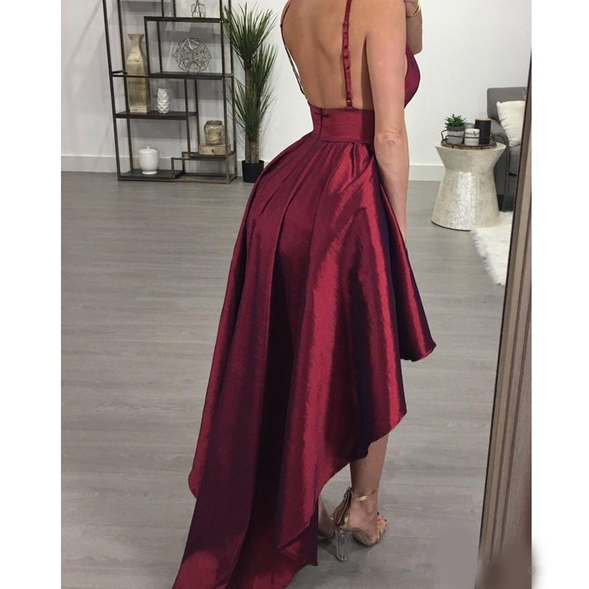 Arabic Homecoming Dresses Stunning Spaghetti Straps Burgundy Cocktail Party Dresses High Low Satin African Short Prom Dress Graduation Club
