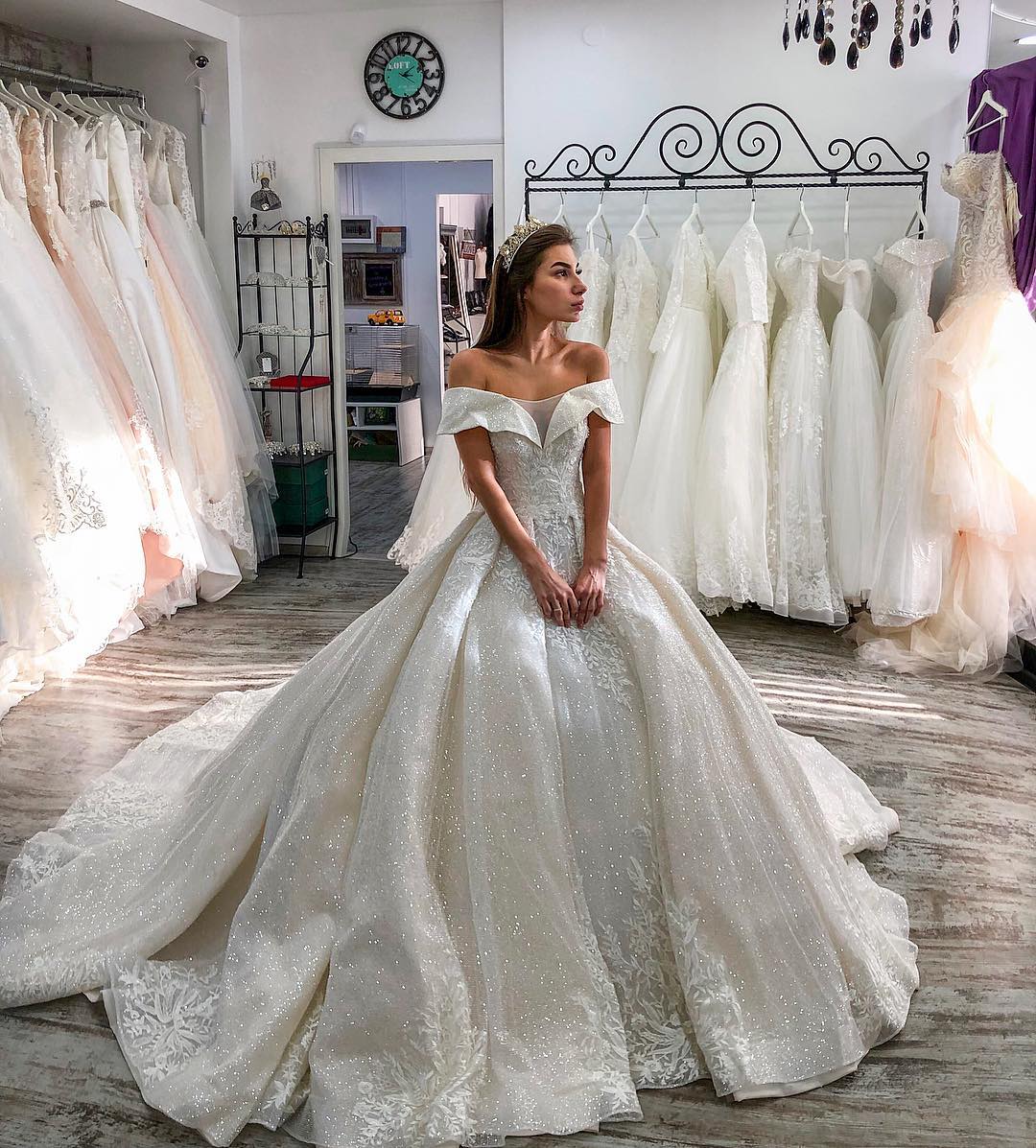 Luxury Design Full Beads Ball Gown Wedding Dresses Off Shoulder Custom Made Country Church Bride Bridal Dresses