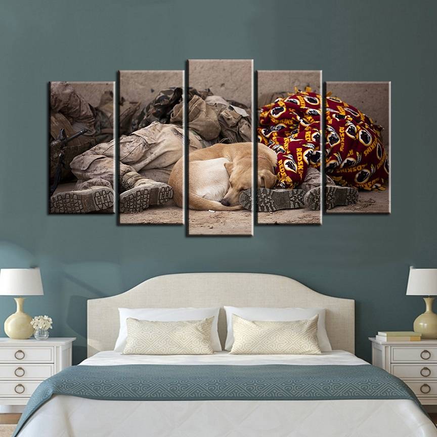 2019 Hot Wall Art Picture Dog and Soldier Spray Painting on Canvas Unframed Print Home Decoration