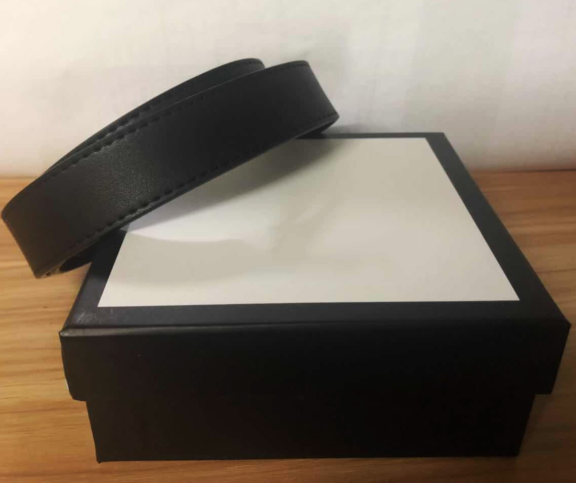 Belts Men Women Belt Womens Genuine Leather Black and White Color Cowhide Belt for Mens Belt with Box, High quality
Belts Men Women Belt Womens Genuine Leather Black and White Color Cowhide Belt for Mens Belt with Box, High quality