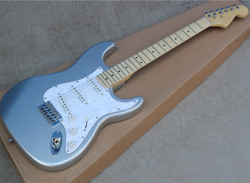 Factory Wholesale Silver Electric Guitar with SSS Pickups,Maple Fretboard,White/white pearled Pickguard,Can be Customized as Request
Factory Wholesale Silver Electric Guitar with SSS Pickups,Maple Fretboard,White/white pearled Pickguard,Can be Customized as Request