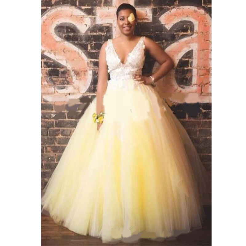 Sweet Pink Quinceanera Dresses 2020 V Neck Backless White Appliques Sweep Train Formal Prom Party Gowns for Sweet 16 vestidos de quinceañera
