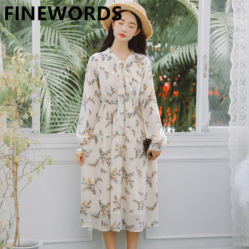 FINEWORDS Spring Chiffon Floral Vintage Dress White Boho Printed Beach Summer Dress Women Long Sleeve Elegant Midi Party Dresses, Long sleeve dress
FINEWORDS Spring Chiffon Floral Vintage Dress White Boho Printed Beach Summer Dress Women Long Sleeve Elegant Midi Party Dresses, Long sleeve dress