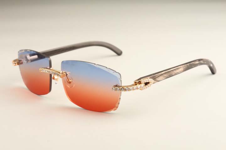 2019 new diamond luxury fashion ultra light sunglasses T3524015-4 natural black pattern horns sunglasses engraved lenses free shipping
2019 new diamond luxury fashion ultra light sunglasses T3524015-4 natural black pattern horns sunglasses engraved lenses free shipping