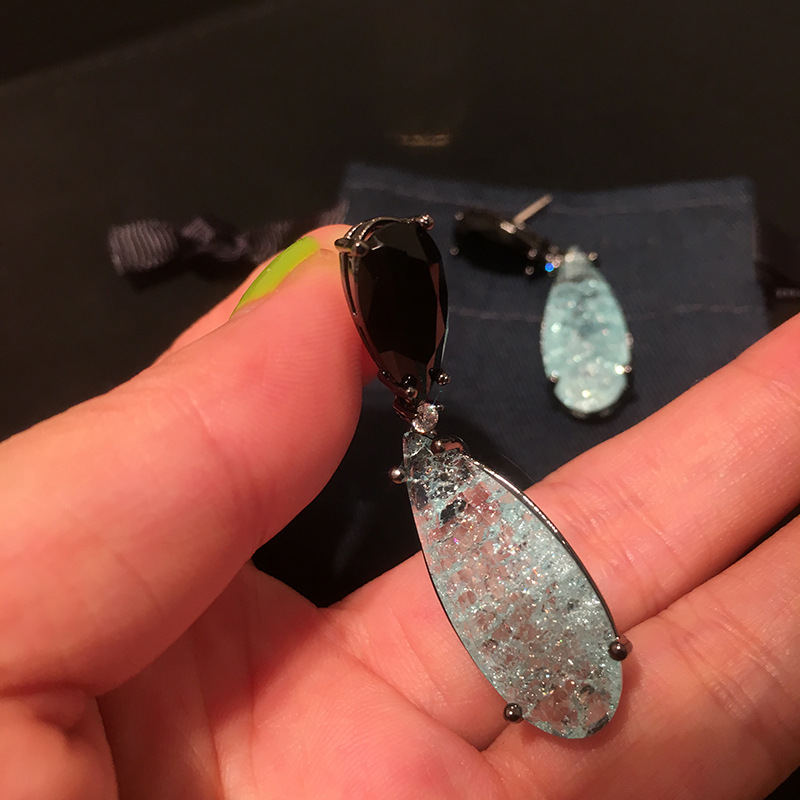 Fashion-Water Drop Earrings Women Trendy Crystal Blue Pendant Earring Fashion Catwalk 925 Silver Jewelery Freeshipping
