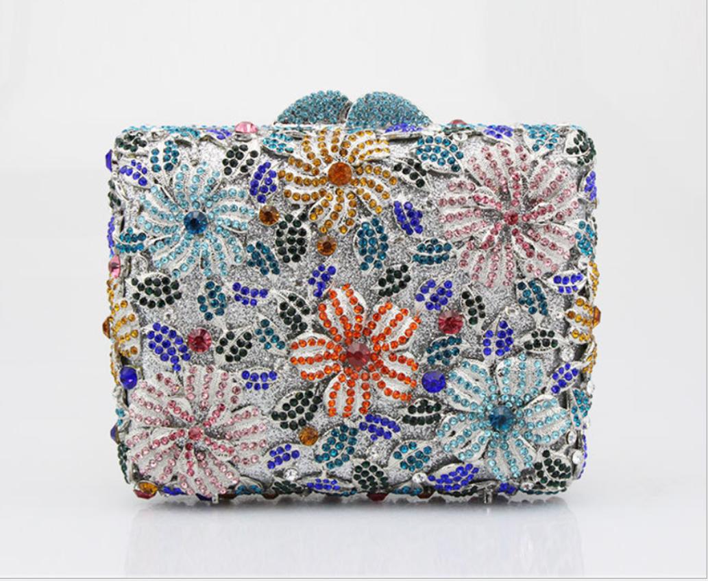 XIYUAN Fashion Silver Crystal Clutch Evening Purse Bag Women Formal Dinner Party Handbag Wedding Bridal Diamond Bolso Mujer bags, Color same picture 
XIYUAN Fashion Silver Crystal Clutch Evening Purse Bag Women Formal Dinner Party Handbag Wedding Bridal Diamond Bolso Mujer bags, Color same picture