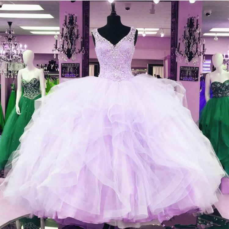 2020 Quinceanera Dresses Ball Gown V Neck Beaded Sweet 16 Year Prom Party Gown Vestidos De 15 Anos QC1373