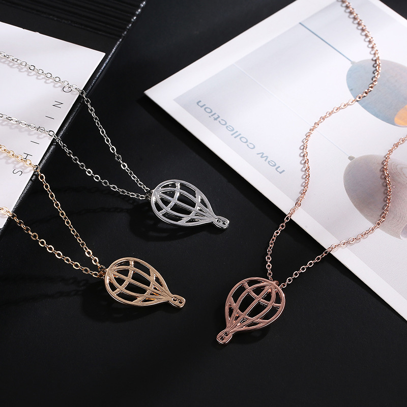 Necklaces Simple Jewelry Womans Geometric Necklace Ladies Hollow Out Hot Air Balloon Pendant Chain Lovers Trendy Korean Collares
Necklaces Simple Jewelry Womans Geometric Necklace Ladies Hollow Out Hot Air Balloon Pendant Chain Lovers Trendy Korean Collares