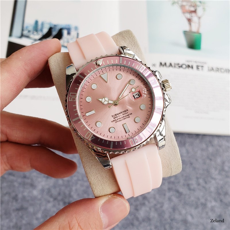 2020 New high quality Three needle series luxury mens watches 40 mm size Quartz Watch designer watches Fashion silicone strap ROLE Brand
2020 New high quality Three needle series luxury mens watches 40 mm size Quartz Watch designer watches Fashion silicone strap ROLE Brand