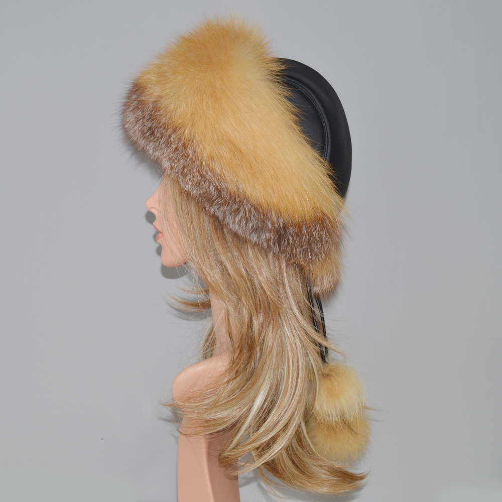 2018 New Style Winter Russian 100% Natural Real Fox Fur Hat Women Quality Real Fox Fur Bomber Hats Hot Real Genuine Fox Fur Cap D19011503