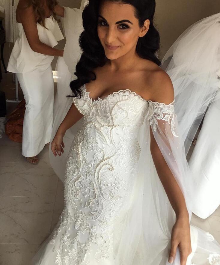 Plus Size 2019 Mermaid Wedding Dresses With Shawl Robe de mariee Applique Beading Pearls Wedding Gowns Court Train Sheath Bridal Dresses