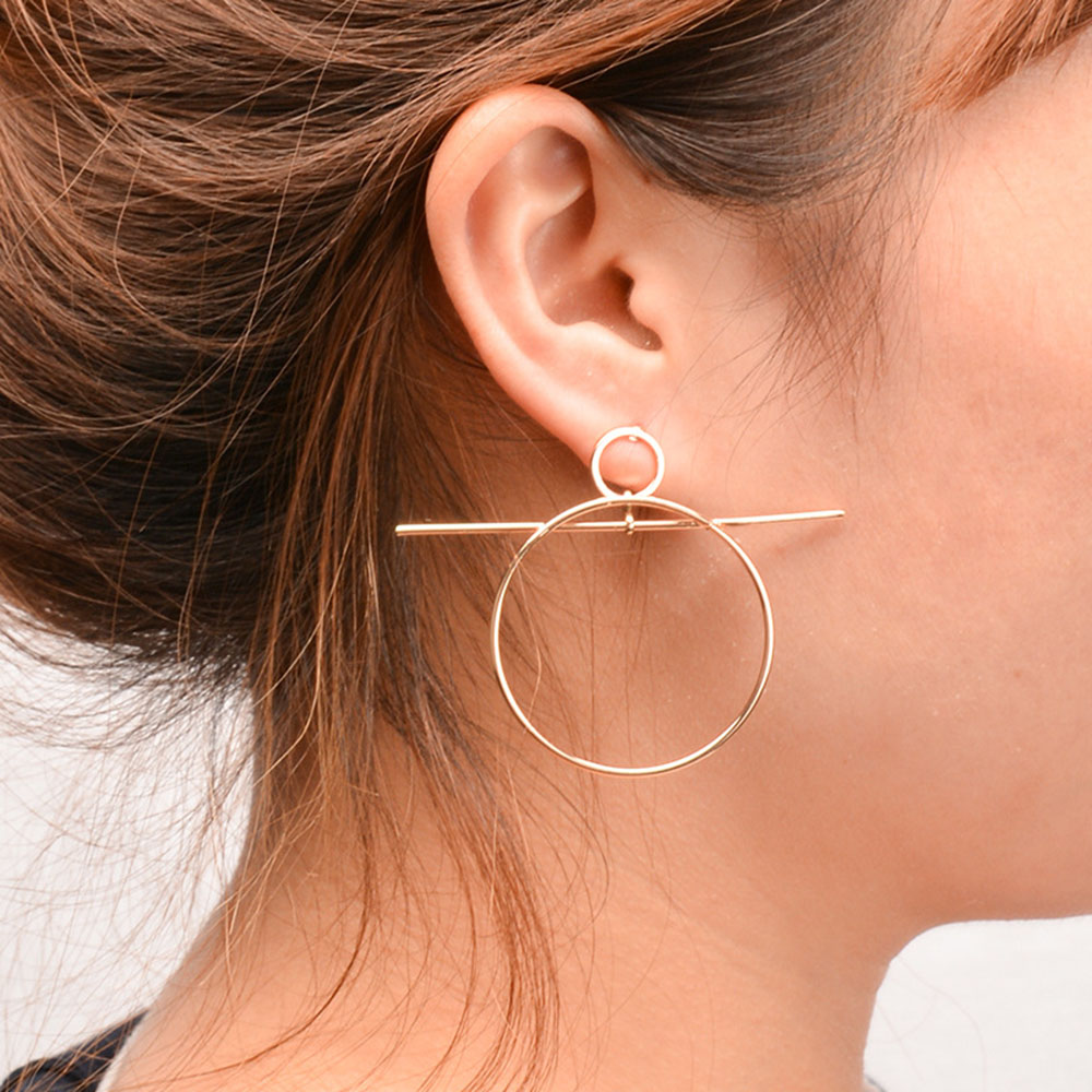 Vintage European Simple Style Aros Big Round Circle Hoop Earrings for Women Geometric Ear Hoops Earing Brincos Gift jm002
Vintage European Simple Style Aros Big Round Circle Hoop Earrings for Women Geometric Ear Hoops Earing Brincos Gift jm002
