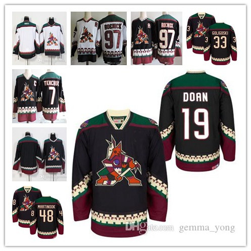 1990 Vintage Arizona Coyotes Ice Hockey 7 Keith Tkachuk 19 Shane Doan 97 Jeremy Roenick 33 Goligoski 48 Martinook All Stitched Retro Jerseys, 97-black
1990 Vintage Arizona Coyotes Ice Hockey 7 Keith Tkachuk 19 Shane Doan 97 Jeremy Roenick 33 Goligoski 48 Martinook All Stitched Retro Jerseys, 97-black