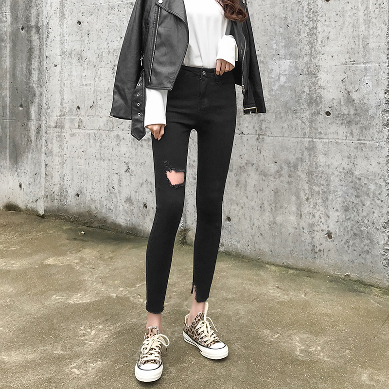 Jeans women's pants 2020 spring and autumn new straight straight slim feet pants high waist tight nine points hole high elastic, Black
Jeans women's pants 2020 spring and autumn new straight straight slim feet pants high waist tight nine points hole high elastic, Black