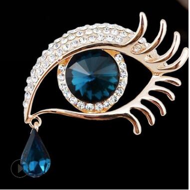 Crystal glass star with the same angel teardrop brooch diamond large eyes long eyelashes brooch WY392