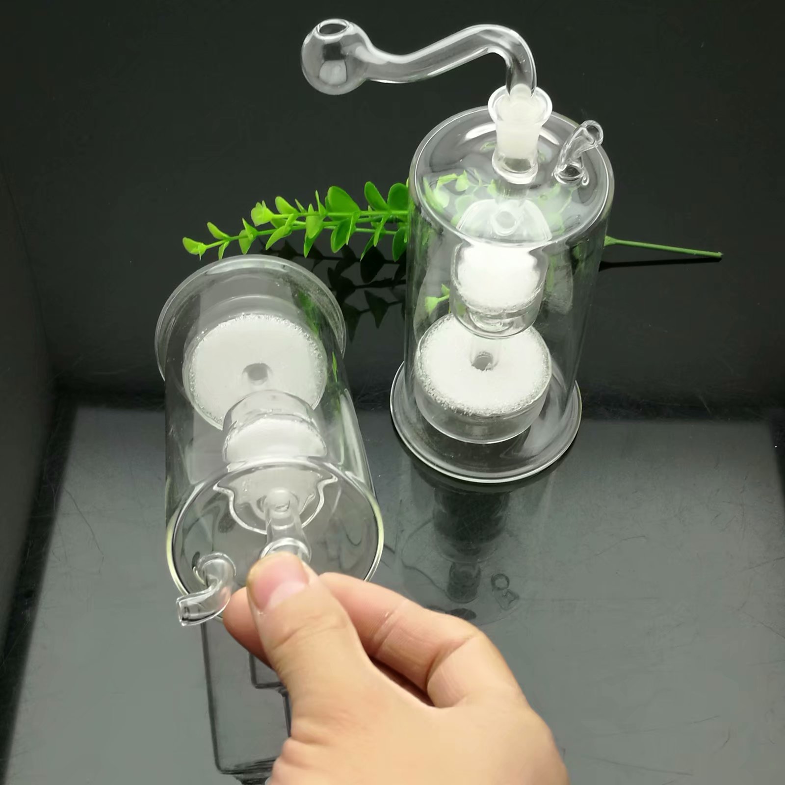 Super-silent double sand core filter glass cigarette kettle Wholesale Bongs Oil Burner Pipes Water Pipes Glass Pipe Oil Rigs Smoking
Super-silent double sand core filter glass cigarette kettle Wholesale Bongs Oil Burner Pipes Water Pipes Glass Pipe Oil Rigs Smoking