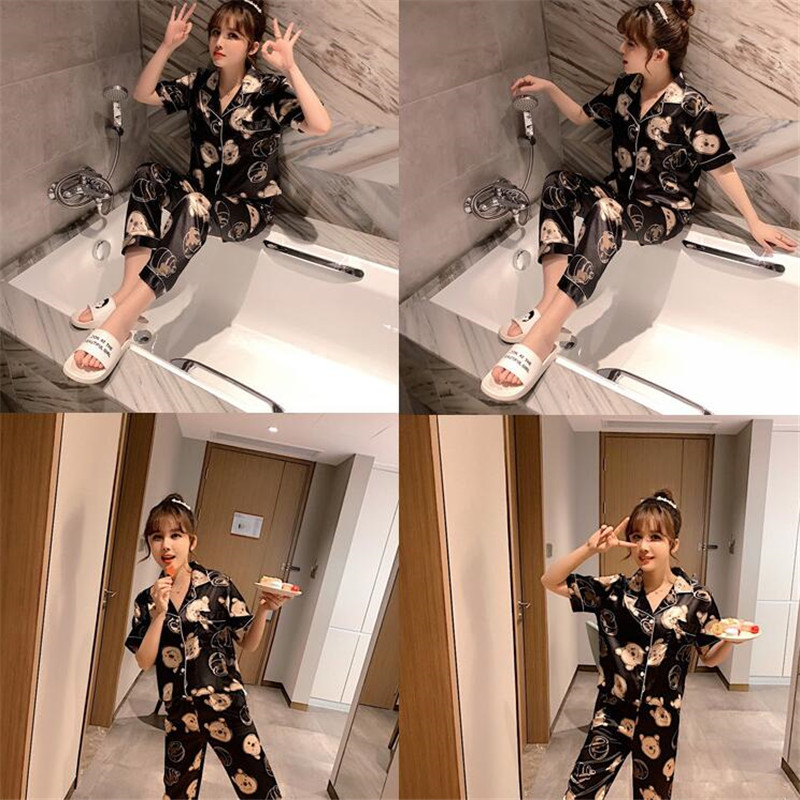 Retro Bear Printed Women Pajamas Sets Luxury Soft Touch Lady Silk Sleepwear Birthday Gift for Girlfriends Nightwear, Blue;gray
Retro Bear Printed Women Pajamas Sets Luxury Soft Touch Lady Silk Sleepwear Birthday Gift for Girlfriends Nightwear, Blue;gray