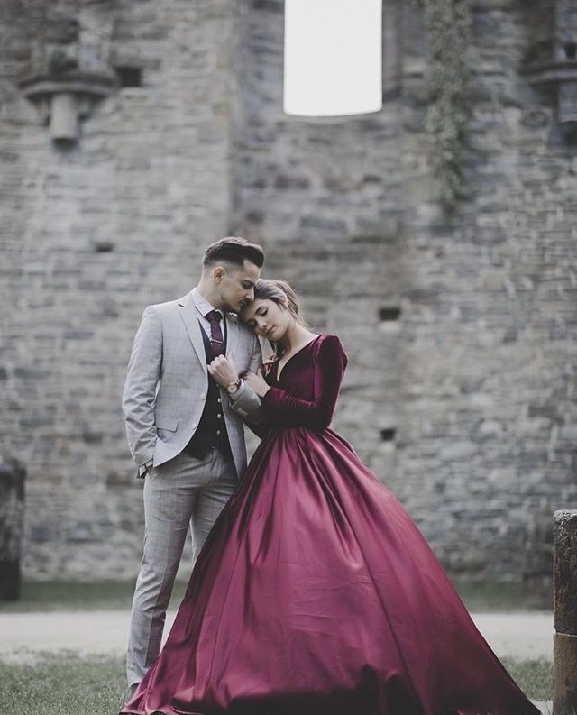 Burgundy Velvet Long Sleeve Evening Dresses V Neck Ball Gown Dark Red Satin Skirt Formal Dresses Open Back Dinner Dresses, Royal blue
Burgundy Velvet Long Sleeve Evening Dresses V Neck Ball Gown Dark Red Satin Skirt Formal Dresses Open Back Dinner Dresses, Royal blue