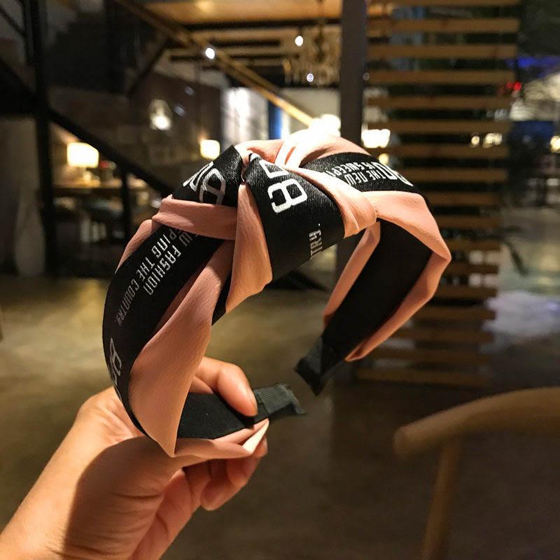2021new Ins letter sticks fashion girls headband women designer headbands hair accessories, Slivery;white
2021new Ins letter sticks fashion girls headband women designer headbands hair accessories, Slivery;white