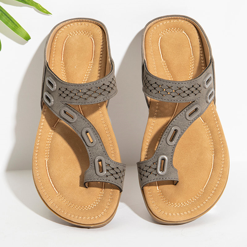 New 2020 Fashion Hollow Style Vintage Women Sandals Summer Shoes Flip Flops Ladies Flat Sandals Female Women Summer Shoes, Black
New 2020 Fashion Hollow Style Vintage Women Sandals Summer Shoes Flip Flops Ladies Flat Sandals Female Women Summer Shoes, Black