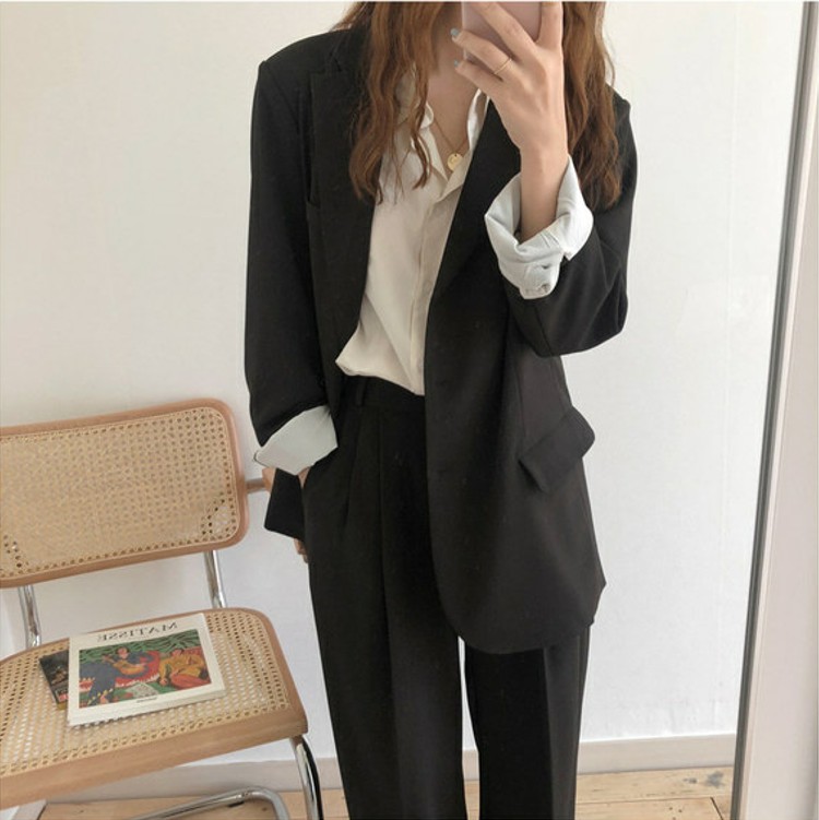 Stylish Plus Size Womens Pant Suit Set With Oversized Blazer Tailored For Comfort And Elegance