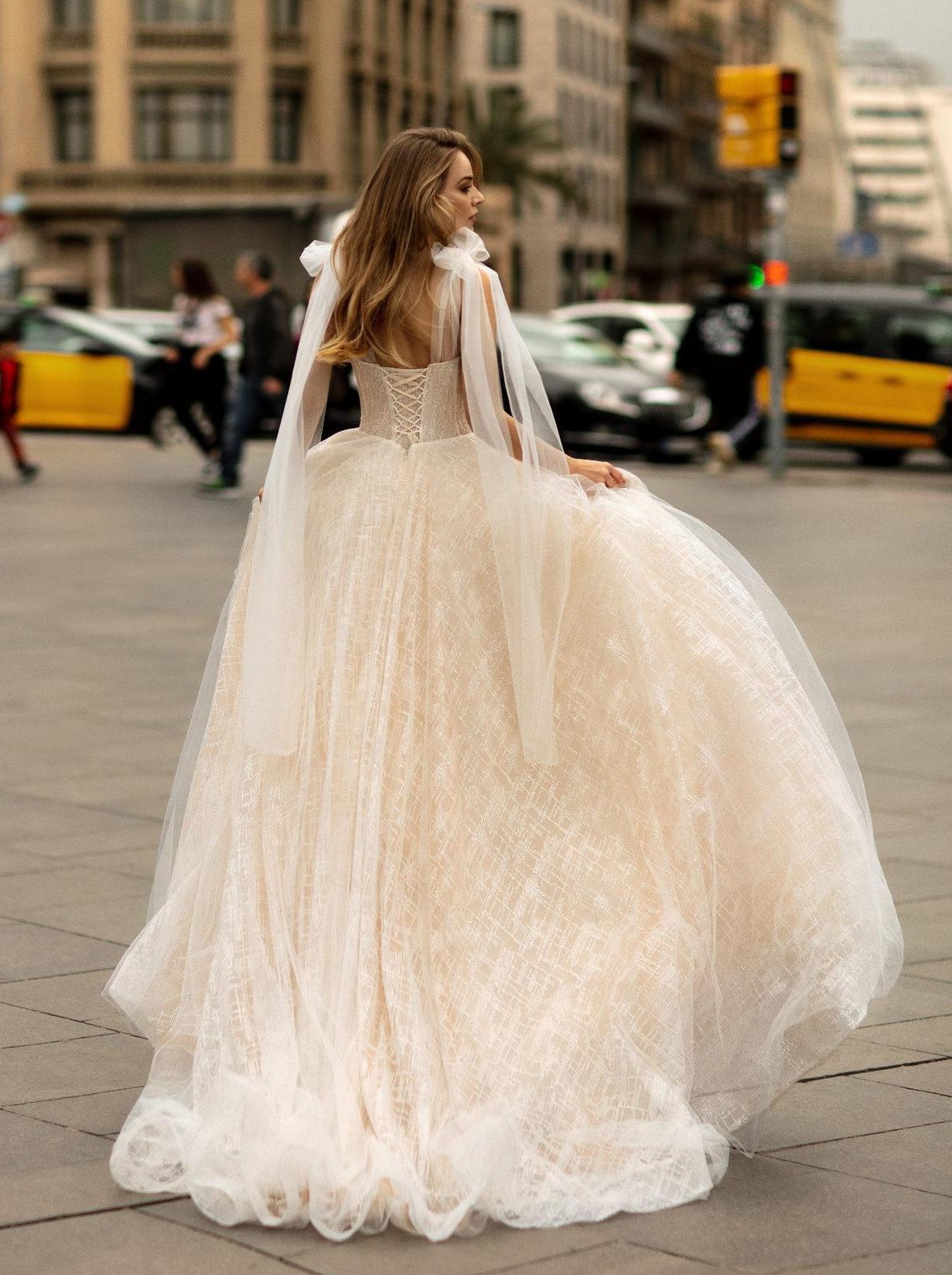 Romantic A Line Wedding Dresses 2020 Spaghetti Straps Illusion Corset Top Appliqued Tulle Beach Bridals Gowns Vestidos De Noiva Plus Size
