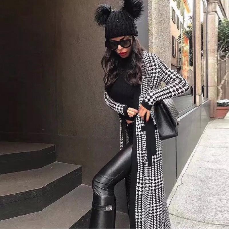 2020 Elegant Women Plaid Belt White With Black Patchwork Long Coats V neck Long Sleeve Fashion Club High Quality Wholesale
2020 Elegant Women Plaid Belt White With Black Patchwork Long Coats V neck Long Sleeve Fashion Club High Quality Wholesale
