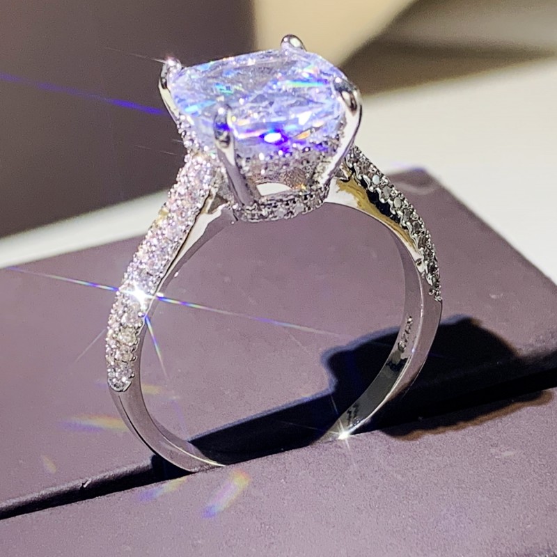 Sparkling Hot Sale New Arrival Luxury Jewelry 925 Sterling Silver Cushion Shape White Topaz CZ Diamond Pave Women Wedding Bridal Crown Ring
