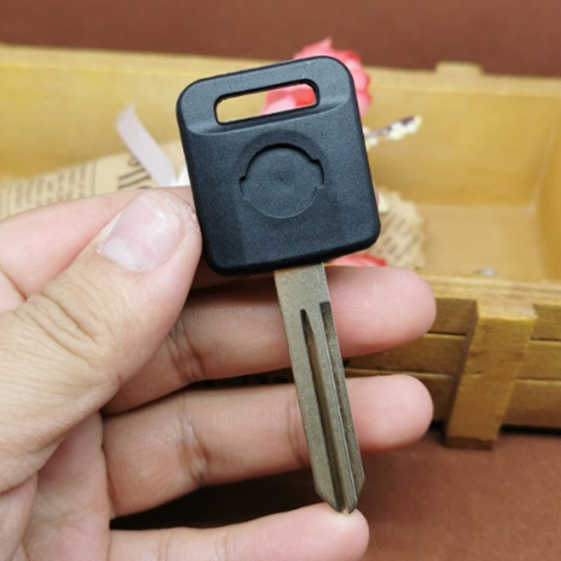 Uncut Blade Blank Transponder Ignition Key Shell Case Cover No Chip For NISSAN 350Z Maxima Pathfinder Altima Sentra
Uncut Blade Blank Transponder Ignition Key Shell Case Cover No Chip For NISSAN 350Z Maxima Pathfinder Altima Sentra
