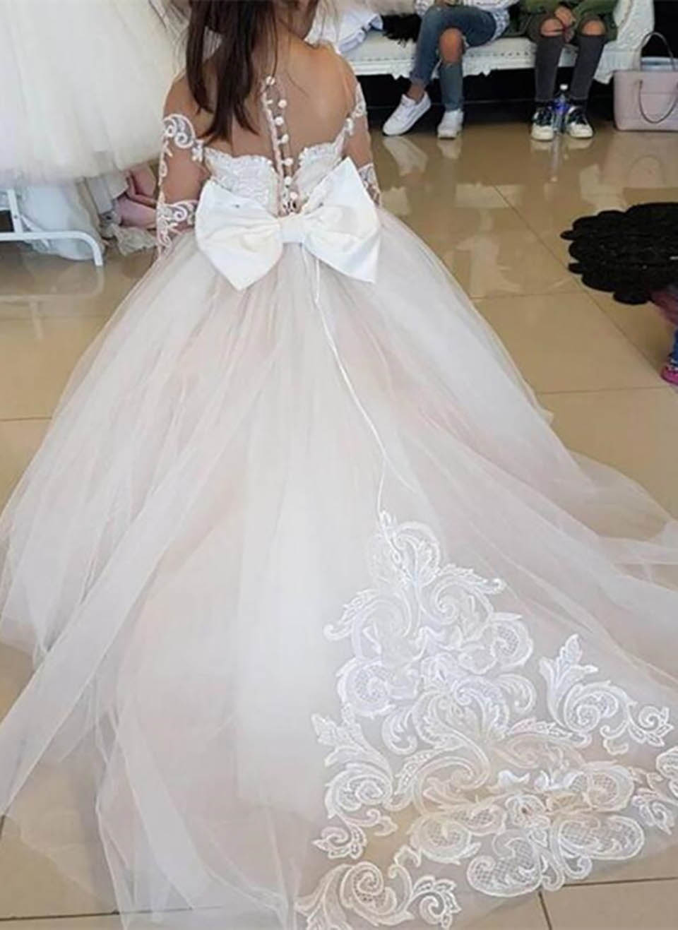 Beautiful Ball Gowns For Little Princess Best Flower Girl Dress For Wedding Pageant Gowns Customized First Communion Gowns