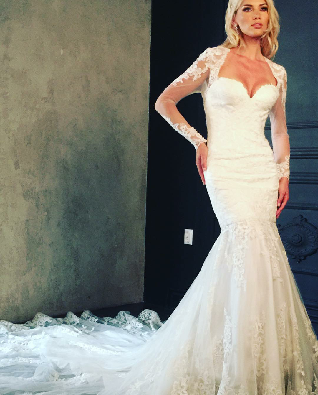 Plus Size Mermaid Wedding Dresses Bien Savvy 2019 Vintage Long Sleeve Lace Appliqued Bridal Gowns Backless Vestido De Novia