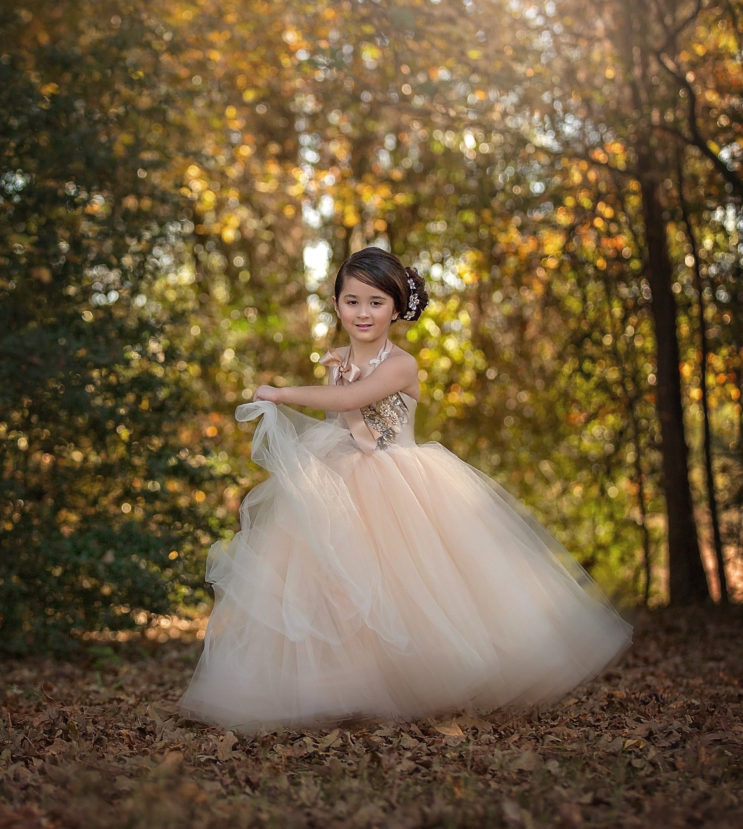 Princess Ball Gown Flower Girls Dresses Sexy Hand Made Flower Halter Puffy Ruffles Kids Formal Gowns Birthday Party Wear For Wedding