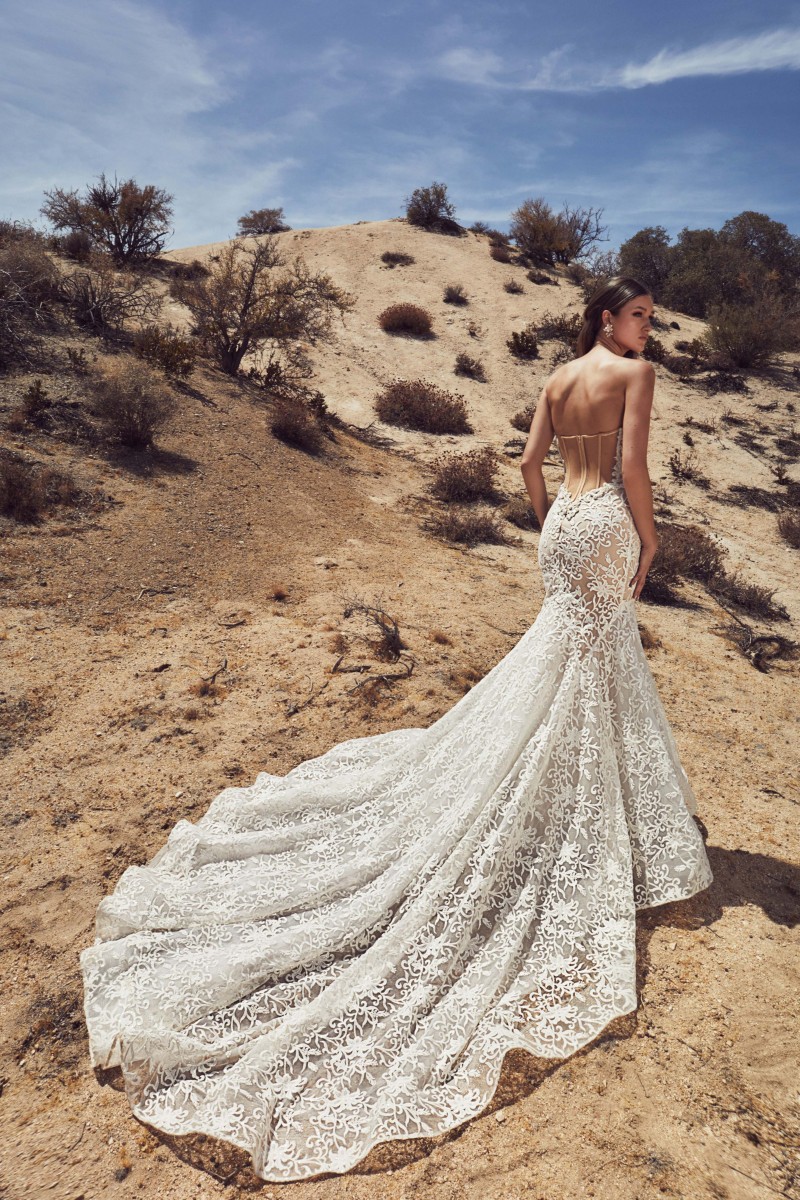 calla blanche mermaid lace wedding dresses sweetheart court train backless bridal gown country style bohemian vestido de novia