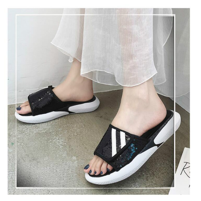 Sandals and slippers female summer wear 2019 new wild White sequins slippers female students casual beach shoes, Red
Sandals and slippers female summer wear 2019 new wild White sequins slippers female students casual beach shoes, Red
