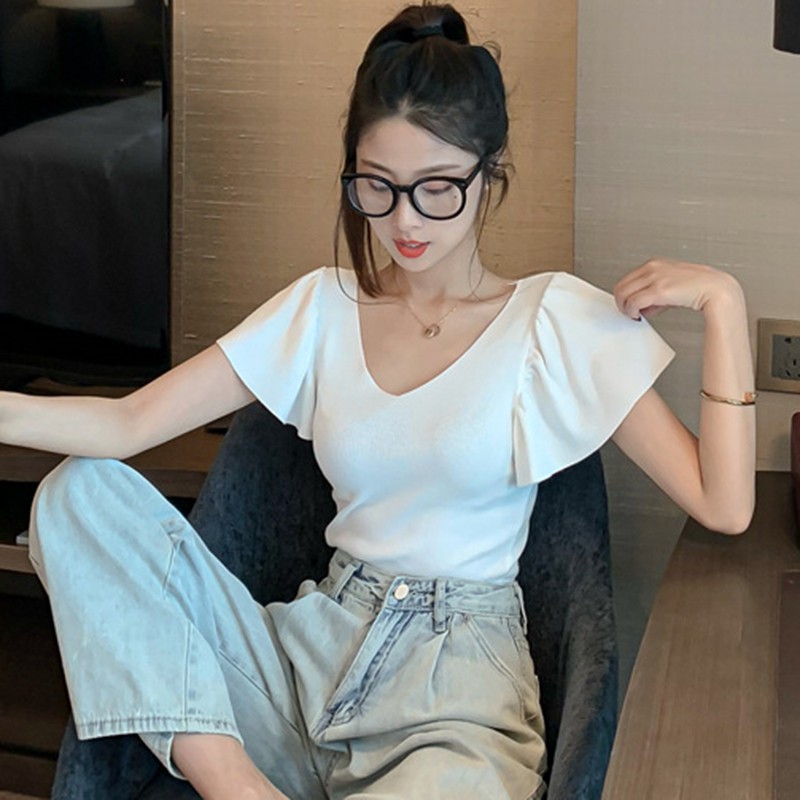 Summer Korean t shirt women V-neck Ruffled Harajuku tops Slim fashion Wild Short-sleeved female T-shirt Solid Knit Tees camiseta, Black
Summer Korean t shirt women V-neck Ruffled Harajuku tops Slim fashion Wild Short-sleeved female T-shirt Solid Knit Tees camiseta, Black