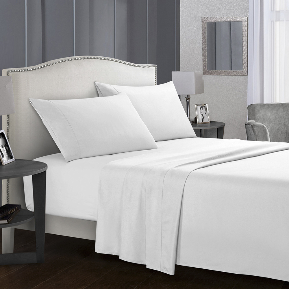 White Bedding SetsFitted Sheet & Bed Sheet & 2pcs Pillowcases Solid Color Bedclothes Bedroom Supplies Warm Winter Bedding Sets
White Bedding SetsFitted Sheet & Bed Sheet & 2pcs Pillowcases Solid Color Bedclothes Bedroom Supplies Warm Winter Bedding Sets