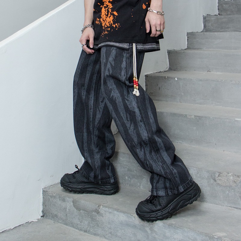 UNCLEDONJM Vertical Striped Printed Jeans Men's High Street Popular Brand Hip-hop Rock BF Wind Loose Straight Pants RMB-20S39, Multi
UNCLEDONJM Vertical Striped Printed Jeans Men's High Street Popular Brand Hip-hop Rock BF Wind Loose Straight Pants RMB-20S39, Multi