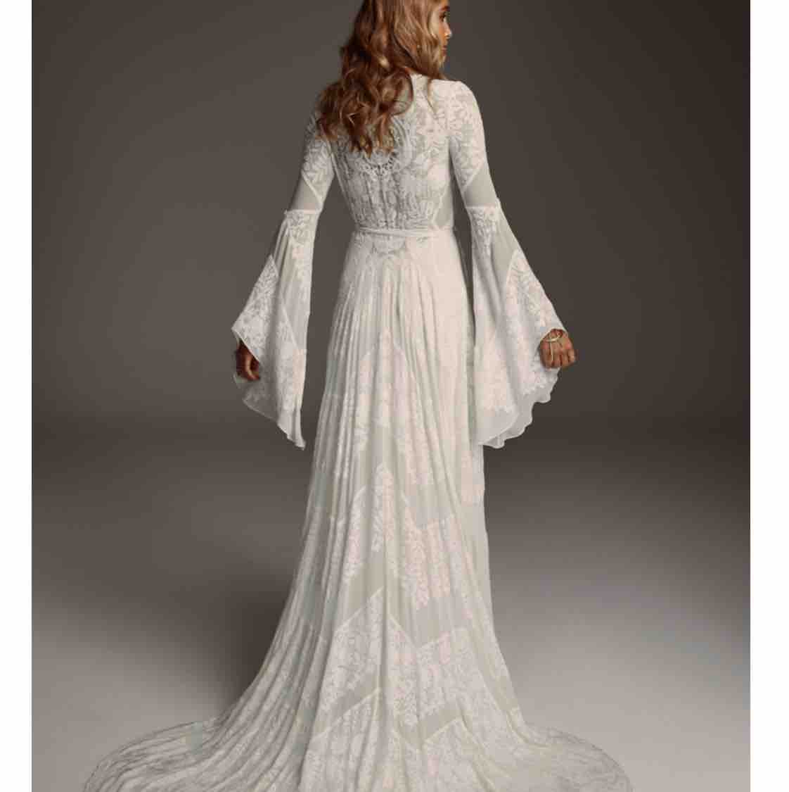 Elegant Bohemain Dresses V Neck Lace Bridal Gowns Puffy Long Sleeves Boho Beach Wedding Dress Custom Plus Size