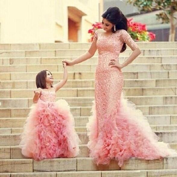 Pink Puffy Wer Girls Dresses For Weddings Illusion Jewel Lace Applique Tiered Ruffles Ball Gown Birthday Children Girl Pageant Gowns 6660305