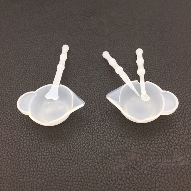 5PCS Silicone Mixing Cups UV Resin Mixing Dish and Stirrers Liquid Resin Measuring Cups Jewelry Making Tools
5PCS Silicone Mixing Cups UV Resin Mixing Dish and Stirrers Liquid Resin Measuring Cups Jewelry Making Tools