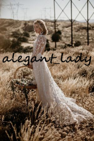 2020 New Long Sleeve Garden Wedding Dresses Modern V-neck 3D Lace Applique Hippie Bohemian Backless Beach Bride Wedding Gown