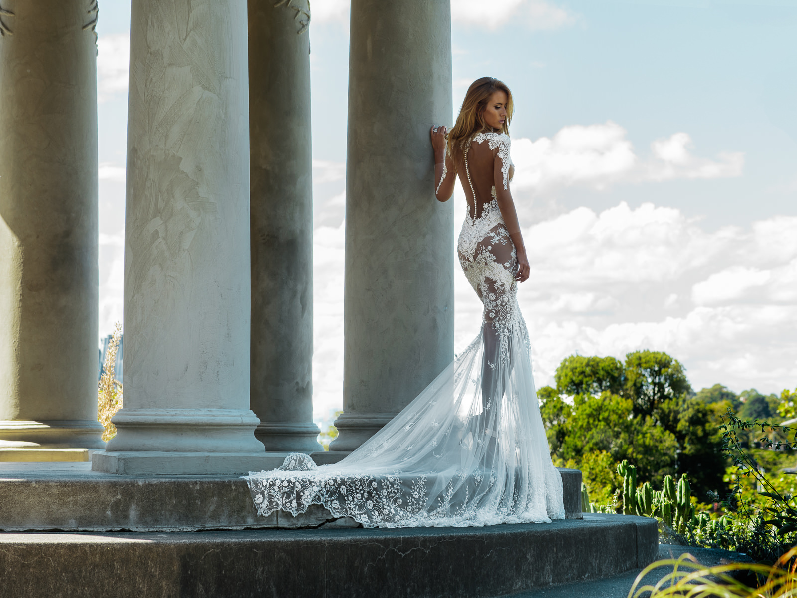 Illusion Bohemian Dresses Off The Shoulder Appliqued Sweep Train Lace Mermaid Wedding Dress Custom Made Plus Size Bridal Gowns