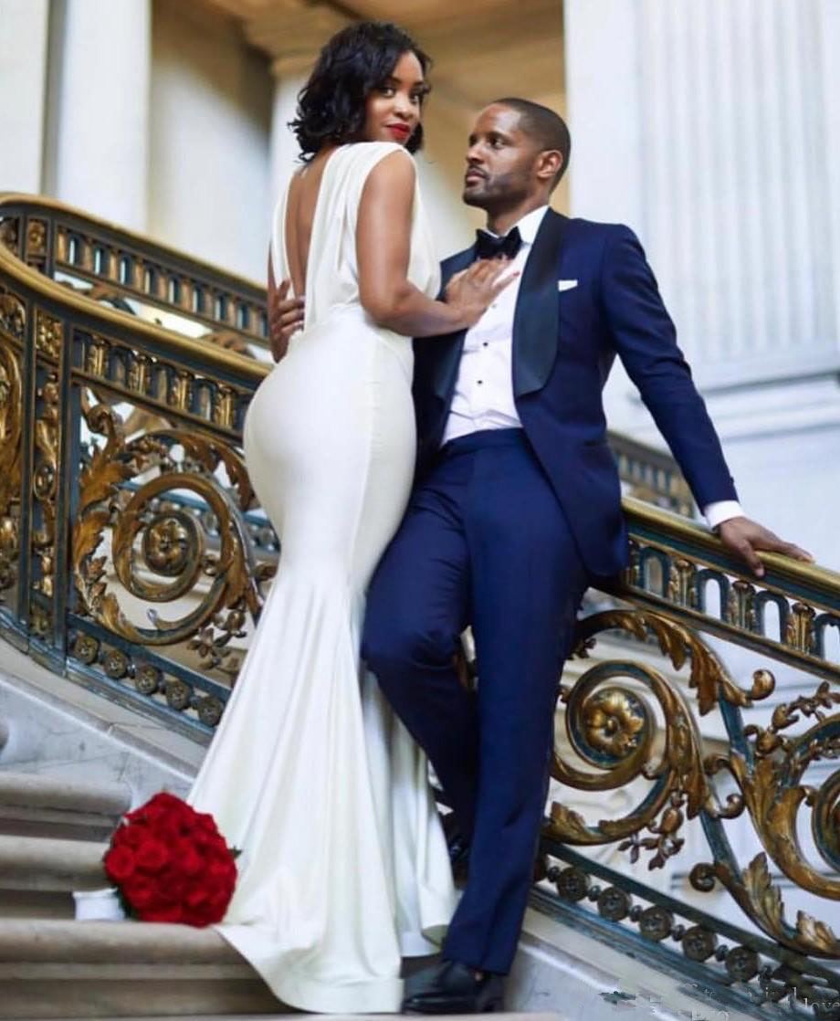 Mondern Mermaid Wedding Dress Backless Deep V Neck Pleats Floor Length Long Bridal Gowns Custom Plus Size Wedding Gowns