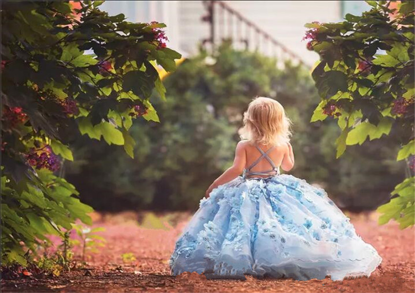 Cute New wer Girls Dresses For Wedding Multilayer Sleeveless Spaghetti Kids Formal Wear Applique or Length Girl's Pegeant Dress