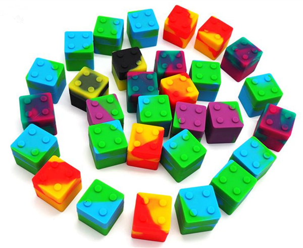 Slick stack lego shaped 9ml silicone square bho oil container silicon dab wax storage jar for concentrates wax and BHO In Stock
Slick stack lego shaped 9ml silicone square bho oil container silicon dab wax storage jar for concentrates wax and BHO In Stock