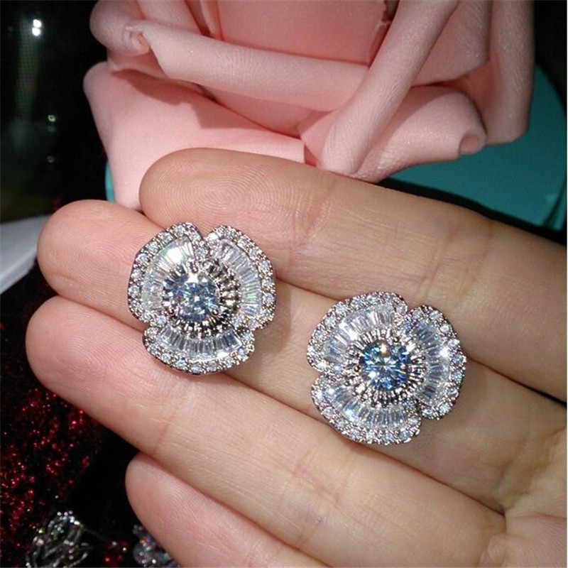 Sterg Sier Princess Cut White Topaz wer Stud Earrings for Women