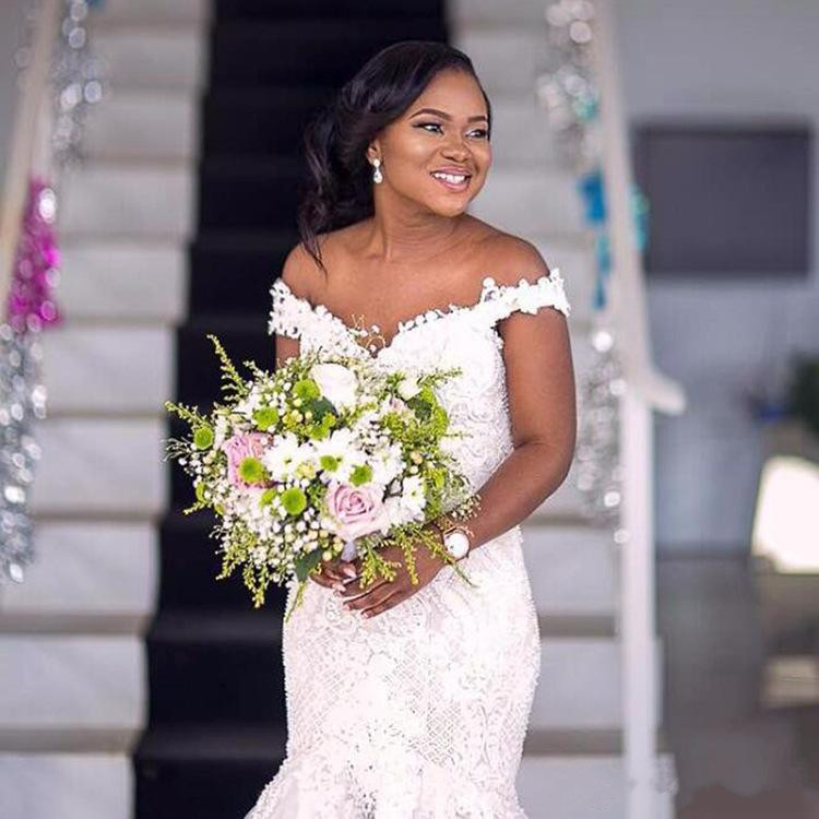 Luxury Mermaid Wedding Dresses Vintage Off The Shoulder Lace Appliqued Bridal Gowns Plus Size Chapel Train Marriage Dress Robe De Mariee